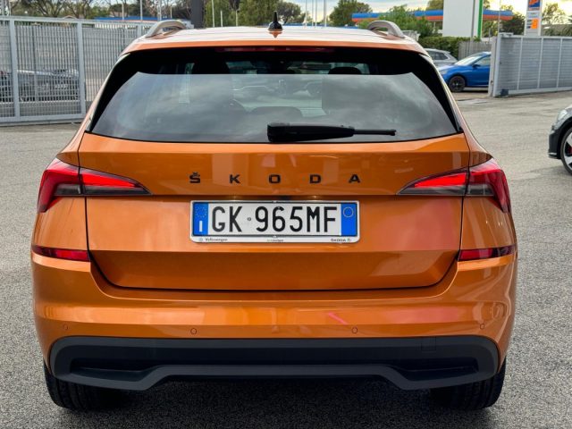 Skoda Kamiq 1.0 TSI 110 CV Black Dots - foto 4 di 4