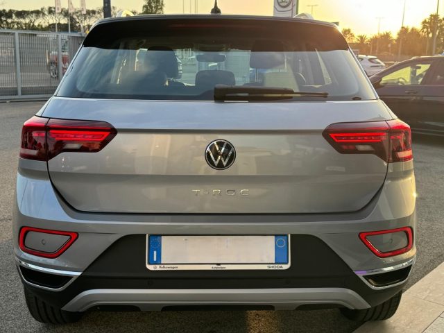Volkswagen T-Roc 1.0 TSI Style - foto 3 di 4