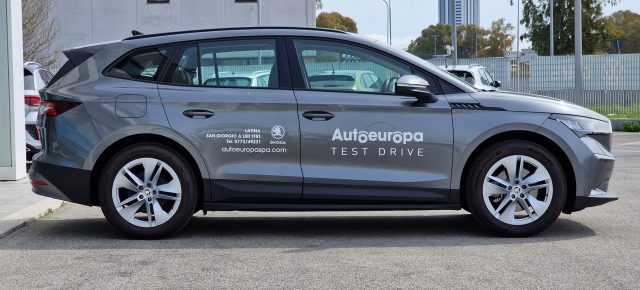 Skoda Enyaq iV 60 Executive, del 2022, 11.122 km, in vendita a Latina (LT)