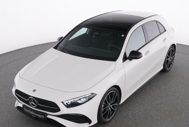 Mercedes-Benz A 180 D NIGHT AMG PREMIUM PLUS TETTO LED 64 KAMERA 19" - foto 4 di 4