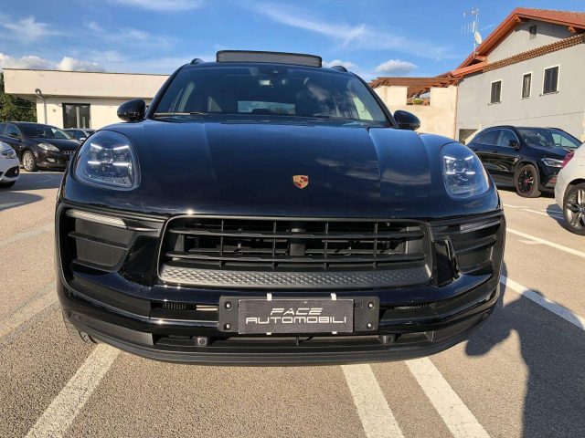 Porsche Macan SPORT CHRONO 21" LED PDC TETTO PELLE KAMERA 18VIE - foto 4 di 4