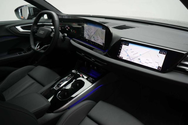 Audi A5 AVANT NEW TDI QUATTRO S LINE SLINE 20" BLACK PACK - foto 4 di 4