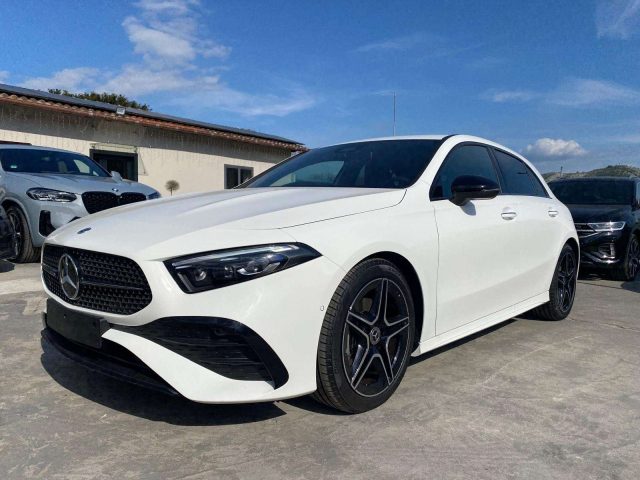 Mercedes-Benz A 200 NIGHT AMG PREMIUM NAVI 18" KAMERA 64 COLORI - foto 4 di 4