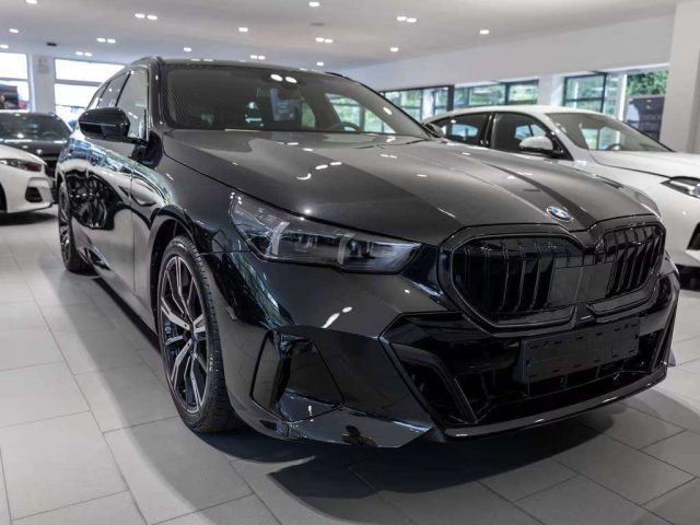 BMW 520 D XDRIVE TOURING M-SPORT M SPORT MSPORT PRO HUD 20 - foto 4 di 4