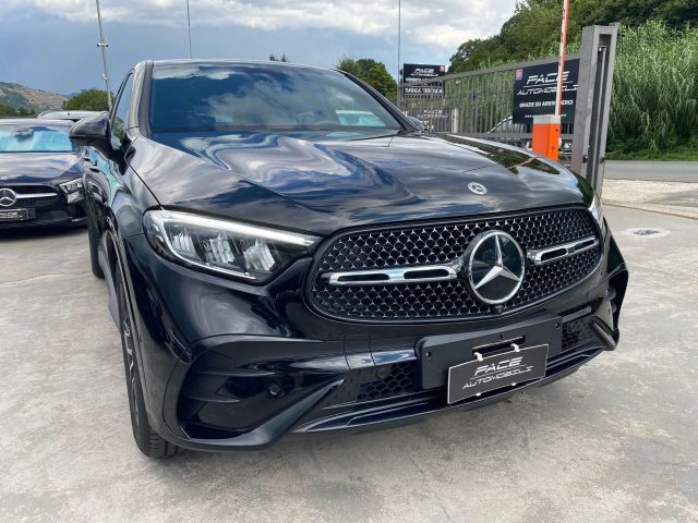 Mercedes-Benz GLC 300 COUPE'4M PREMIUM AMG NIGHT LED NAVI KAMERA 19" USB - foto 4 di 4