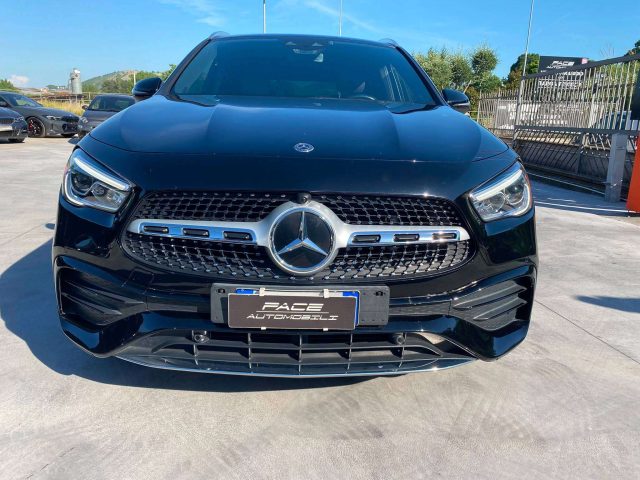 Mercedes-Benz GLA 200 D AMG PREMIUM MBUX LED PDC KAMERA 19" ACC TOTALMEN - foto 3 di 4