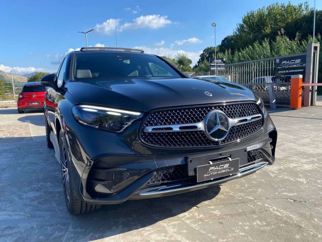 Mercedes-Benz GLC 220 D AMG PREMIUM MBUX NIGHT PACK PDC TETTO NAVI LED - foto 4 di 4