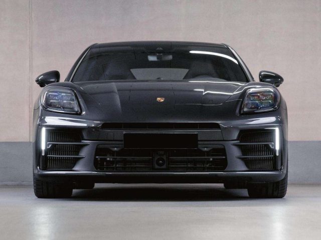 Porsche Panamera BOSE 4 SCARICO SPORTIVO TETTO KAMERA MATRIX 20"ACC - foto 4 di 4