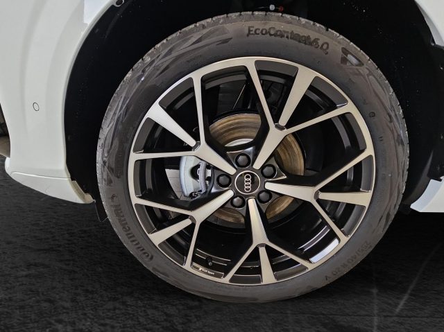 Audi Q3 SPB SPORTBACK 20" TFSI SLINE S-LINE S LINE PDC ACC - foto 4 di 4