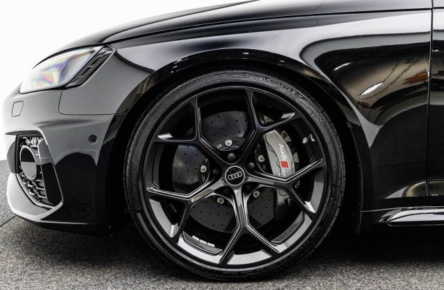 Audi RS4 COMPETITION GUSCIO CARBOCERAMICI TETTO ACC PDC - foto 4 di 4