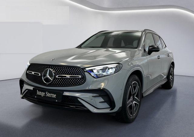 Mercedes-Benz GLC 220 D AMG PREMIUM 4M KAMERA NIGHT PACK 19" ACC - foto 4 di 4