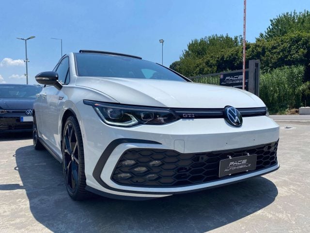 Volkswagen Golf GTI PELLE TETTO 19"MATRIX IQ LED BLACK ACC HUD PDC DCC - foto 4 di 4