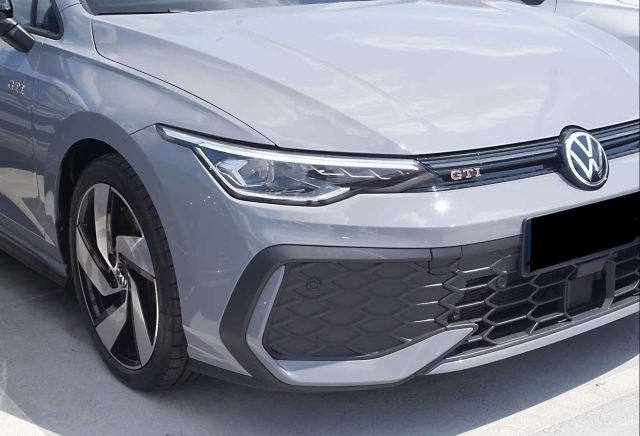 Volkswagen Golf GTI VIII.5 8.5 ACC PERFORMANCE KAMERA BLACK PACK HUD - foto 4 di 4