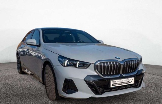 BMW 520 D M SPORT M-SPORT MSPORT LED PDC HUD TETTO ACC 19" - foto 4 di 4