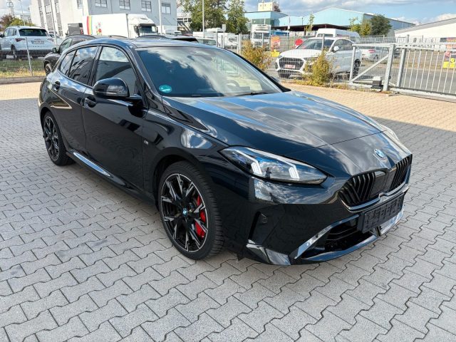 BMW 120 D M SPORT 19" MSPORT M-SPORT PRO TETTO KAMERA ACC - foto 4 di 4