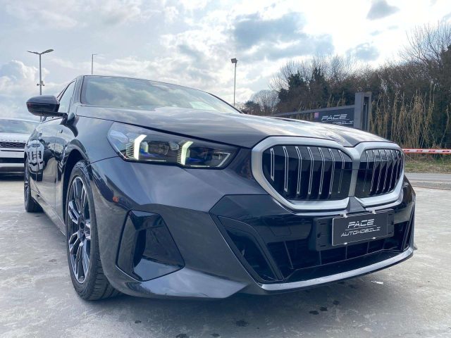 BMW 520 D M SPORT M-SPORT MSPORT LED PDC HUD NAVI ACC 19" - foto 4 di 4