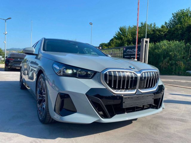 BMW 520 D TOURING M-SPORT M SPORT MSPORT PRO HUD 20" TETTO - foto 4 di 4