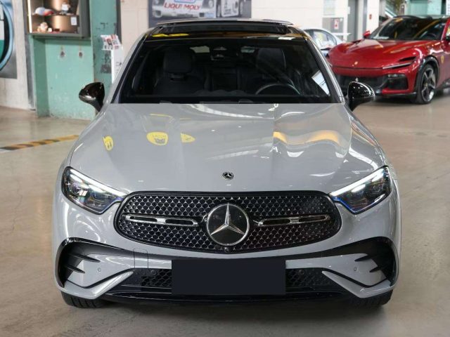 Mercedes-Benz GLC 220 D 4MATIC AMG PREMIUM TETTO NIGHT PEDANE 360 ACC - foto 2 di 10