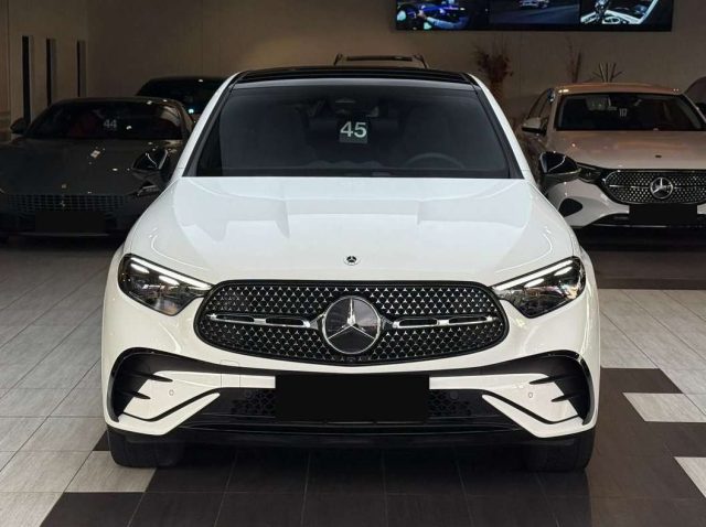 Mercedes-Benz GLC 220 4 M AMG PREMIUM PLUS NIGHT BLACK PACK TETTO 20 PED - foto 4 di 15