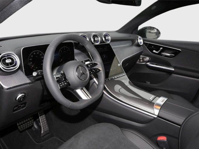 Mercedes-Benz GLC 300 D 4 MATIC AMG PREMIUM NIGHT BLACK PACK TETTO 20" - foto 3 di 12