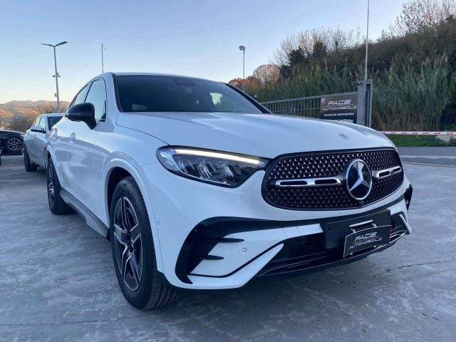 Mercedes-Benz GLC 220 D 4M PREMIUM AMG NIGHT PACK LED KAMERA NAVI MBUX - foto 4 di 15