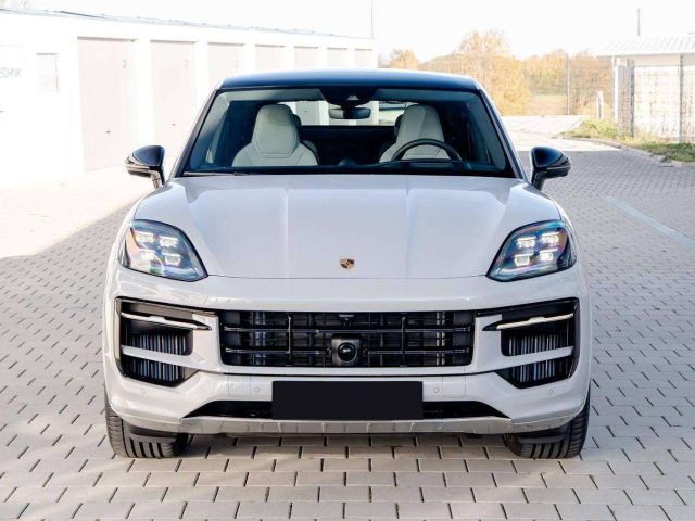 Porsche Cayenne COUPE PASM BOSE LED PDC KAMERA TETTO BLACK PACK PD - foto 4 di 15