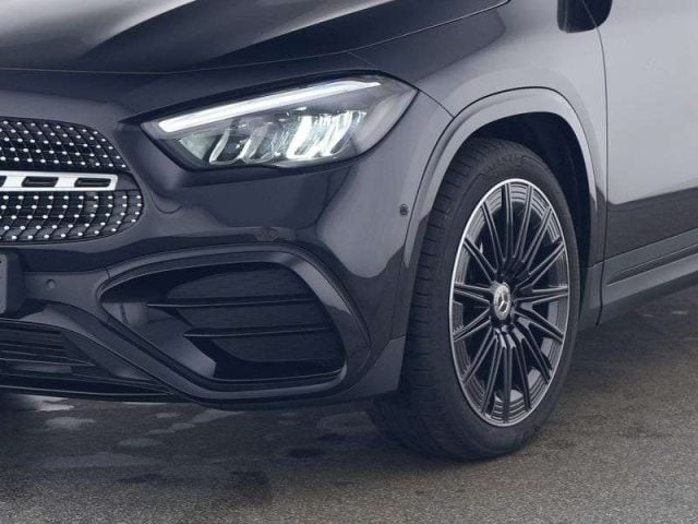 Mercedes-Benz GLA 200 i PREMIUM AMG NIGHT PACK KEYLESS PDC ACC KAMERA - foto 4 di 4