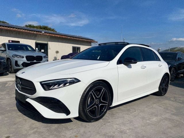 Mercedes-Benz A 180 i NIGHT AMG PREMIUM DISTRONIC LED 64 TETTO KAMERA - foto 4 di 4