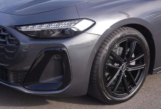 Audi A5 AVANT TFSI S LINE SLINE S-LINE NAVI LED PDC KAMERA - foto 4 di 4