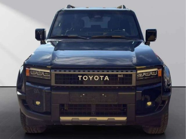 Toyota Land Cruiser 2.8 D-4D 4X4 MILD HYBRID 5 POSTI PELLE ADVENTURE - foto 4 di 4