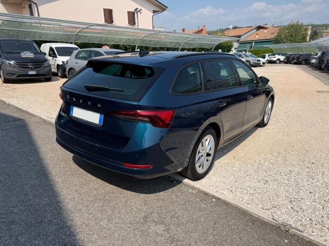 Skoda Octavia 2.0 TDI EVO SCR DSG Wagon Executive OK NEOP. - foto 3 di 4