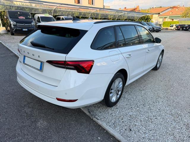 Skoda Octavia 2.0 TDI EVO SCR DSG Wagon Executive OK NEOP. - foto 3 di 4