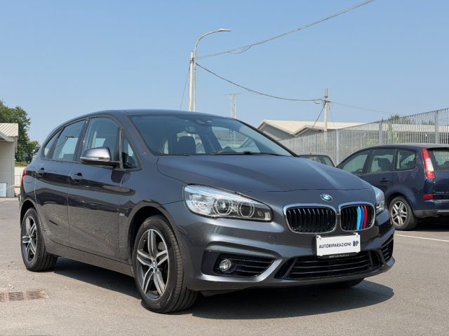 BMW 218 d Active Tourer Sport - foto 3 di 4