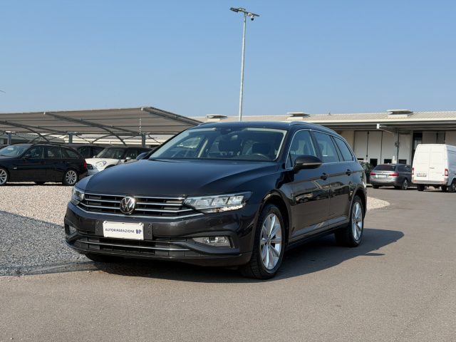 Volkswagen Passat Variant 2.0 TDI DSG Business - foto 2 di 4