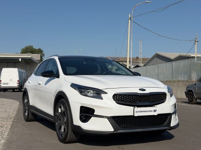 Kia XCeed 1.6 CRDi 136 CV DCT Evolution - foto 3 di 4