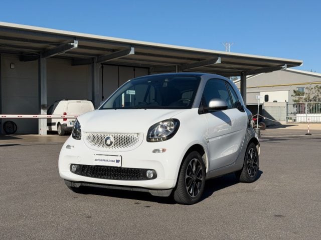 smart forTwo 70 1.0 twinamic Passion, del 2015, in vendita a Quinzano D'Oglio (BS)