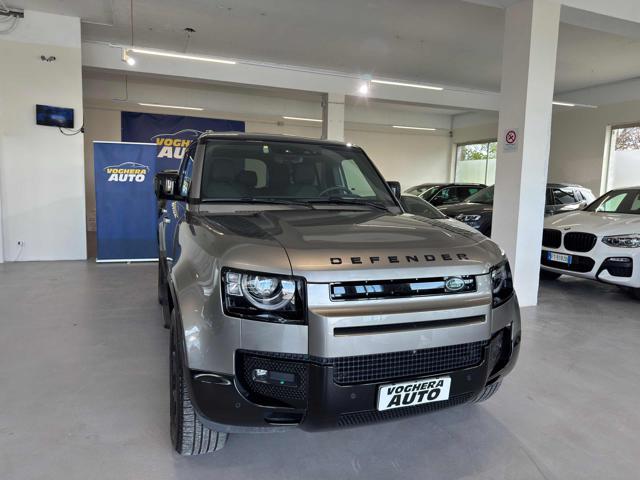 Land Rover Defender 110 3.0D I6 200 CV AWD Auto X-Dynamic SE - foto 3 di 4