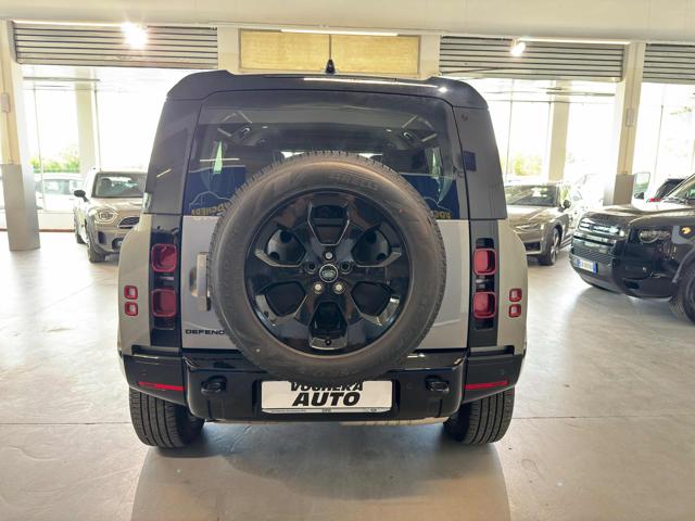 Land Rover Defender 110 3.0D I6 200 CV AWD Auto X-Dynamic SE - foto 4 di 4