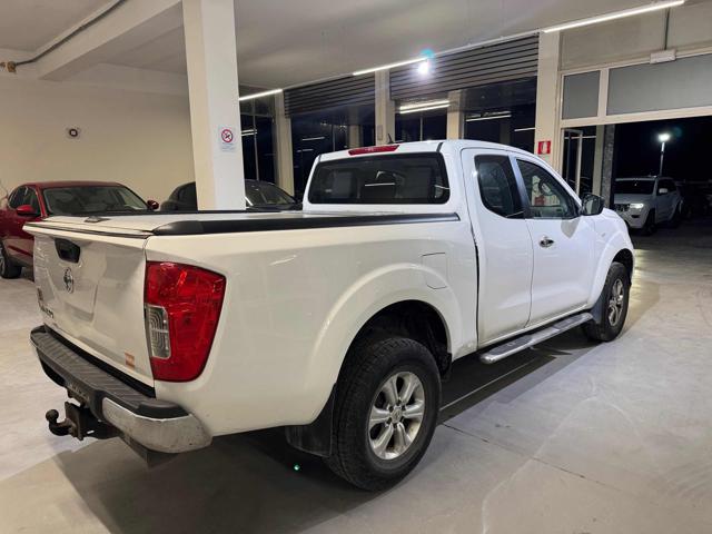 Nissan Navara 2.3 dCi 4WD King Cab Acenta usato a RIVANAZZANO TERME