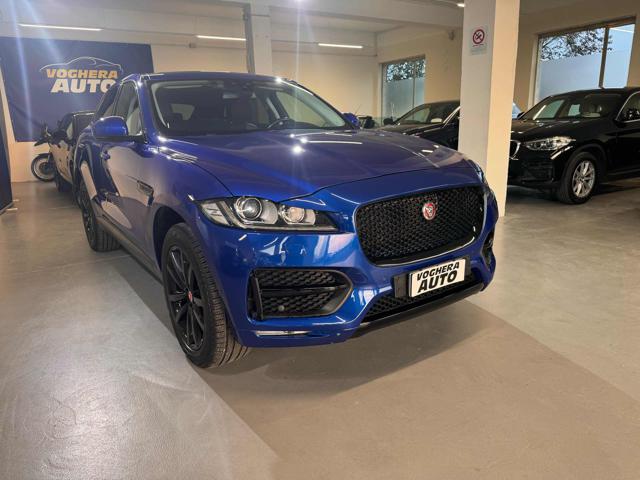 Jaguar F-Pace 2.0 D 240 CV AWD aut. Portfolio - foto 2 di 4