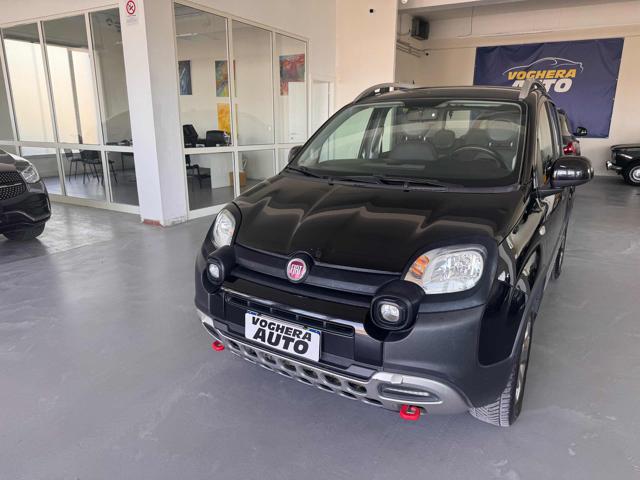 Fiat Panda Cross 1.3 MJT 95 CV S&S 4x4, del 2016, 260.000 km, in vendita a Rivanazzano Terme (PV)