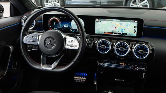 Mercedes-Benz CLA 200 d Shooting Brake Premium IVA UNIPRO usato a SAN ZENO NAVIGLIO
