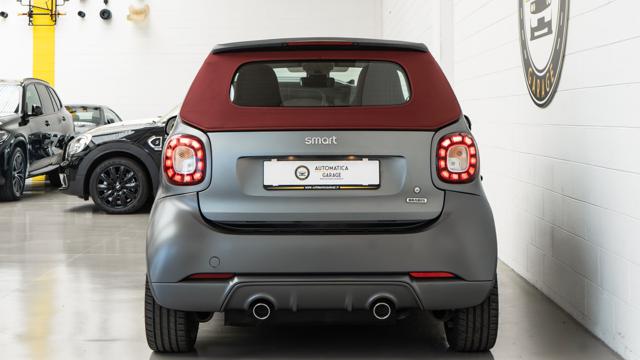 smart forTwo BRABUS 0.9 Turbo cabrio - foto 2 di 4