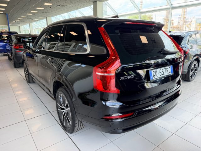 Volvo XC90 B5 (d) AWD automatico 7 posti Core - foto 2 di 4