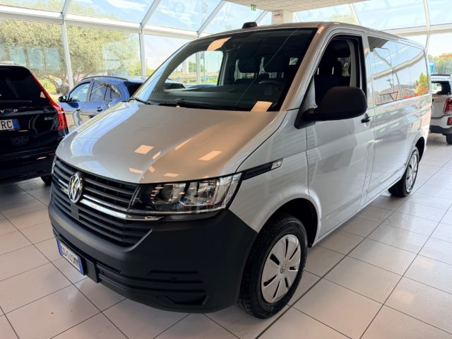 Volkswagen Transporter 2.0 TDI 110CV PC Kombi Business usato a FERRARA