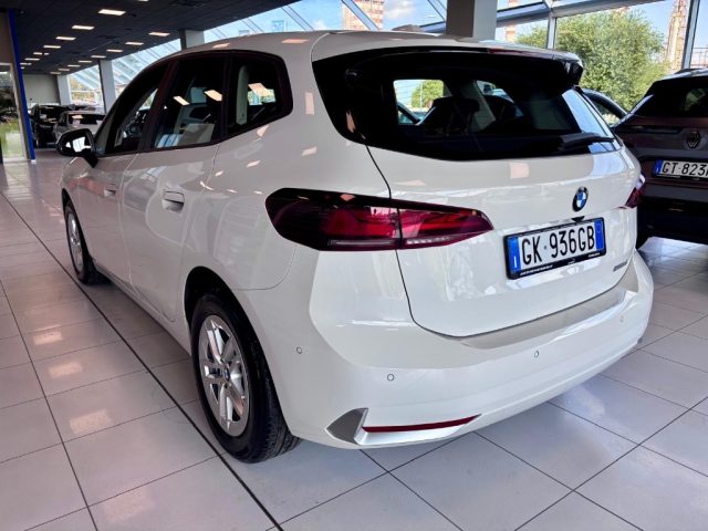 BMW 218 d Active Tourer auto - foto 2 di 4