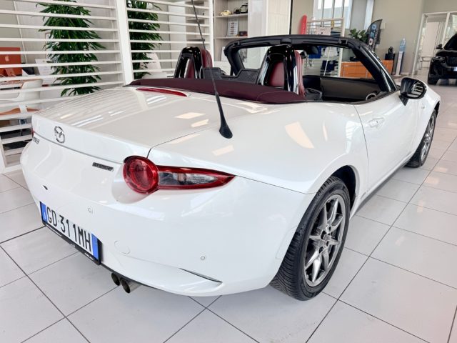 Mazda MX-5 1.5L Skyactiv-G Soft Top 100th Anniversary - foto 4 di 4