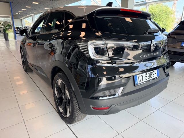 Renault Captur TCe 90 CV Techno - foto 2 di 4