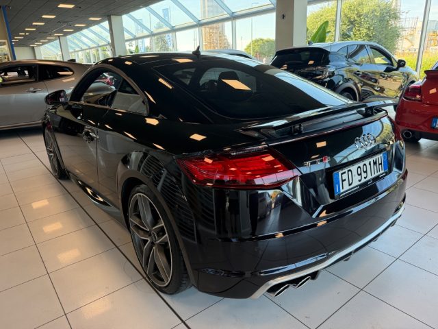 Audi TTS Coupé 2.0 TFSI 310 CV quattro S tronic - foto 2 di 4