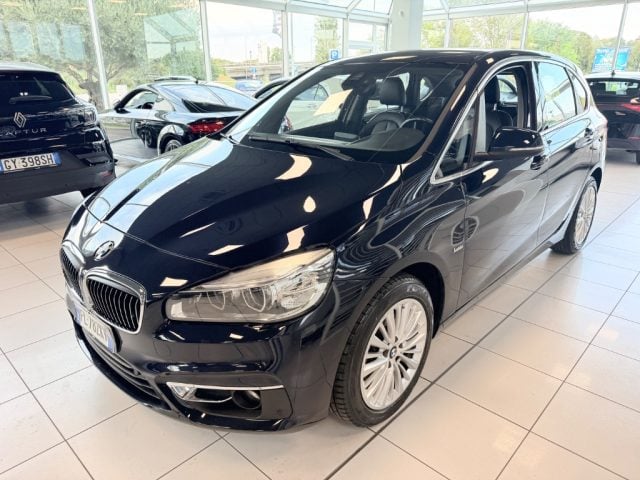BMW 216 d Active Tourer Luxury, del 2017, 109.000 km, in vendita a Ferrara (FE)